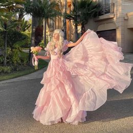 Feestjurken Lovely Pink Organza Prom -jurk 2024 Lange avondjurk lieverd korte puffy sheeves lagen vrouw prinses gala