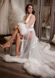 Robes de fête Lurury Pearl Wedding Sleepwear Feather Personnalisez Pamas Ruffles Baignoire Bathrobe long Manches à manches longues Robe Bridal Nightgown 230221