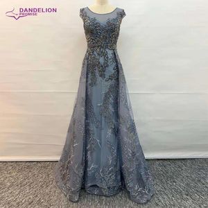 Feestjurken luxe a-line mouwloze avond voor vrouwen 2024 Dubai o-neck crystal handgemaakte sexy lange formele jurken