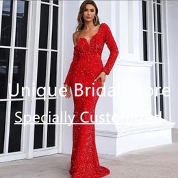 Robes de fête Sirène Robe de bal rouge One épaule à manches longues V. à col en V Vestidos de Gala Sequin 2024 Train de balayage féminin Occasion formelle