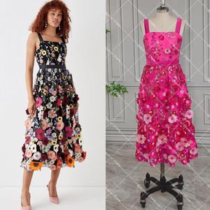 Feestjurken Multi 3D Floral Midi Prom -jurken A Line Black Blossom Wildflower brede riemen cami lengte bloei boho vakantie avondjurk