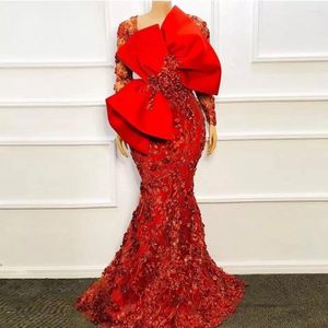 Feestjurken Nigeriaanse Rode Kant Avond Voor Vrouwen Lange Mouwen Strik Applicaties Plus Size Prom Dress Aso Ebi Dubai Formele jassen