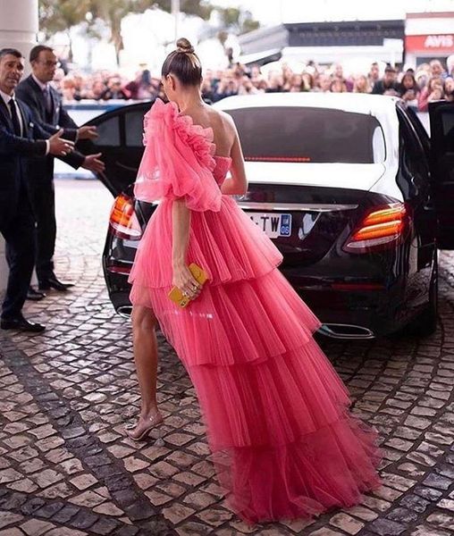 Robes de soirée une épaule pêche rouge Tulle bal pour les femmes 2022 à plusieurs niveaux salut-lo fermeture éclair dos longue robe robe de soirée Vestidos