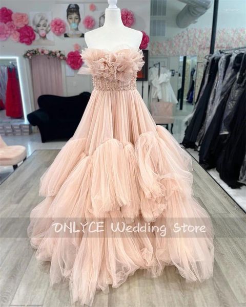 Robes de fête Rose A-line Prom Chic Tiered Tulle Ruffles Robes d'anniversaire Perles Sequins Sexy Saudi Arabe Vestidos décontractés