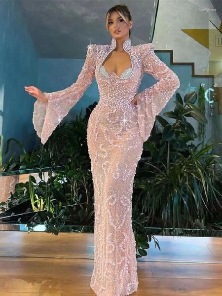 Robes de fête Soirée rose V Neck Manchons longs Sequins Sparkly Appliques Elegant Pearls Beded Celebrity Prom Made personnalisé