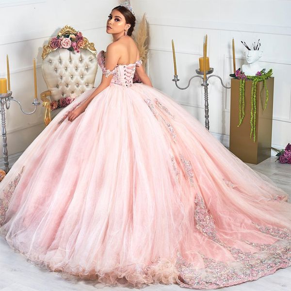 Robes de soirée rose chérie robe de bal Quinceanera pour 15 mode appliques dentelle perles hors épaule anniversaire 230221