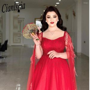 Robes de fête Red Luxury perle une robe de soirée en ligne 2024 chérie avec des enveloppements élégants pour les femmes robe formelle