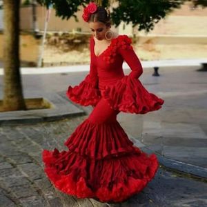 Robes de fête Sirène rouge Flamenco Prom Ruffles Flare Manches longues tutus Tierred Celebrity Robes for Women 2023 Evening Wear