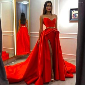 Vestidos de fiesta Red PROM 2023 Sweetheart Slit Side Slit Ruffle Sexy Dress Stripper A Line Llegada Vestidos de la noche