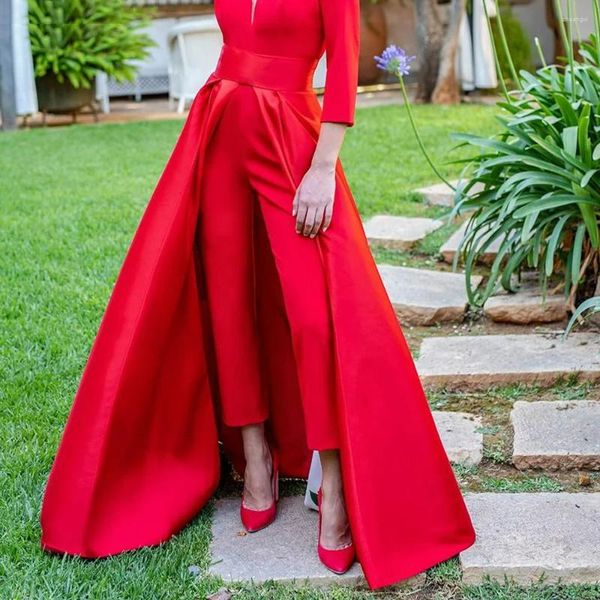 Robes de fête Robe de bal rouge Satin Jupe détachable Sweep Train Front Front Slit Amouvable Joupes pour robes de mariée sur les robes de mariée Overskirts