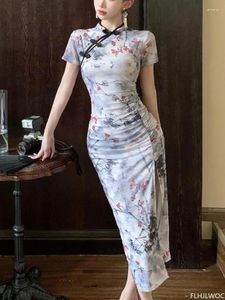 Robes de fête S Style chinois Chi-Pao Collier Français Design 2024 Été à manches courtes drapées Rétro Vintage Bandage Crayon sexy Robe