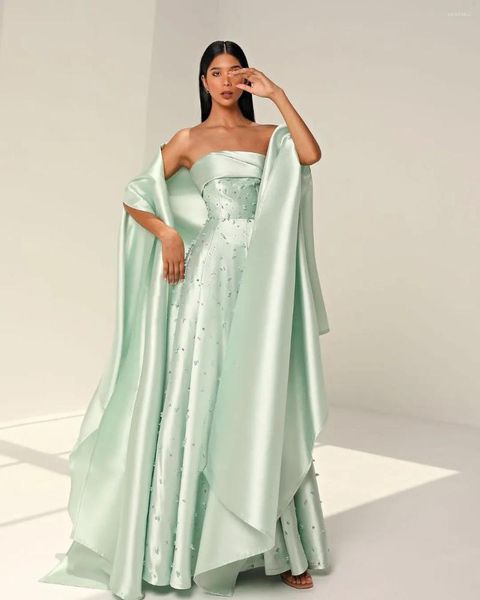 Robes de fête Arabie saoudite Occasion formelle Femmes Prom sans bretelles Pagnière de luxe Pageant Robes de soirée avec vestidos enveloppe