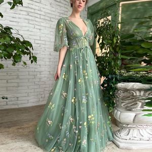 Robes de soirée Sevintage vert broderie dentelle robes de bal manches bouffantes A-ligne longues robes de soirée de mariage dos ouvert robe de soirée en tulle 230310