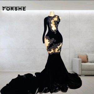 Robes de fête robe de bal noire sexy velvet 2024 One épaule robes sirènes africaines femmes