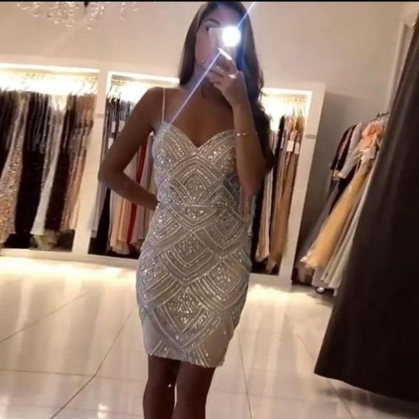 Robes de soirée Sexy Nu Cristaux Prom Bretelles Courtes Perlées Robe Formelle Droite Taille Personnalisée