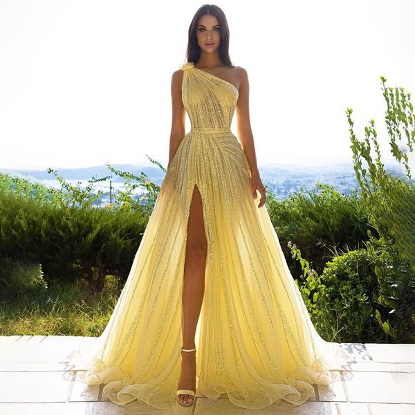 Robes de soirée Sharon Said jaune une épaule de luxe robe de soirée de Dubaï avec Cape côté fente arabe robes de bal formelles pour le mariage SS326 230505