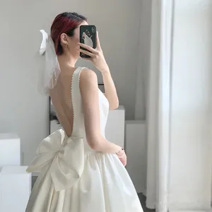 Vestidos de fiesta Blanco simple para mujer, vestido de noche de satén elegante con lazo grande sin espalda, vestidos de perlas con cuentas, vestidos de cumpleaños formales para mujer