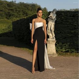 Robes de soirée simples femmes robe de soirée noire et blanche longueur de plancher droite sexy fendue longue occasion formelle robe dos arc bal
