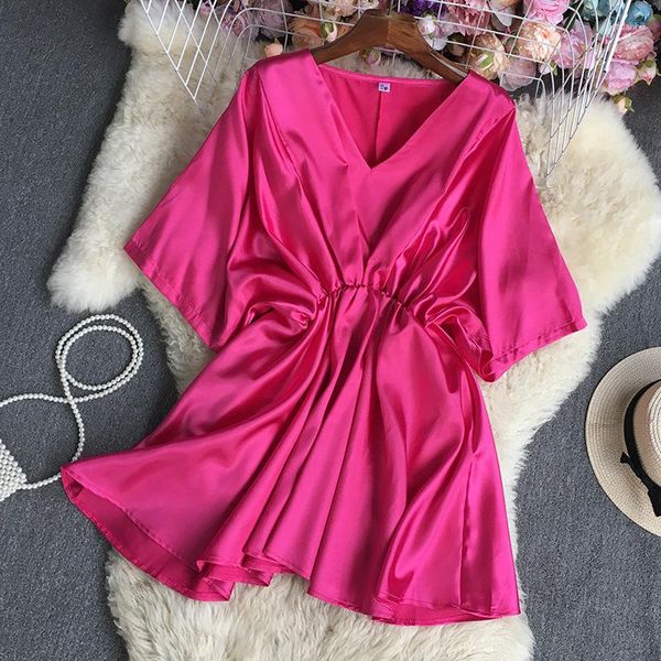 Robes de soirée couleur unie col en V à manches courtes Robe en Satin femmes Sexy taille élastique rose noir Mini mariage tenue d'été Robe Femme