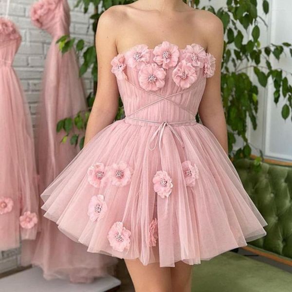 Robes de soirée sans bretelles Mini robe de bal robe de bal bébé rose tulle retour 3D fleurs faites à la main courte graduation