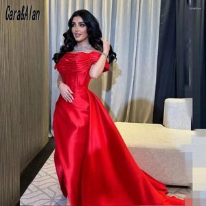 Vestidos de fiesta impresionantes Dubai Red Night Off Sauffing Satin Mermaid Boda de boda para mujeres árabes Vestido de Fiesta