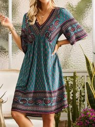 Robes de soirée Été Boho Mini Robe Pour Femmes Vintage Casual Lâche Vacances Courte Femme Rétro Col En V Style National Plage Robe D'été 2024