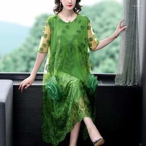 Feestjurken Zomer Borduren Bloemen Natuurlijke Zijde Lichte Midi Jurk Vrouwen Koreaanse Mode Strand 2024 Elegante 5XL Plus Size