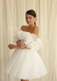 Robes de soirée mariage d'été robe de bal courte organza robes de mariée simples formelle hors épaule volants sangle mini robe de mariée 230214