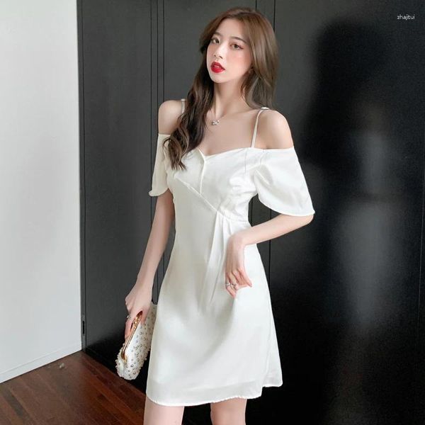 Robes de soirée été blanc épaule dénudée sexy club mini robe à bretelles femmes élégantes moulantes robes 2024 vintage coréen chic décontracté