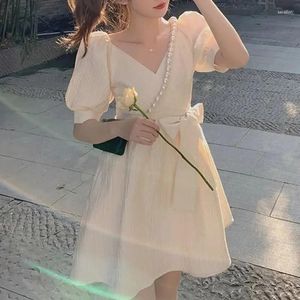 Robes de soirée col en v une pièce robe coréenne élégante Vintage Mini femmes à manches courtes Kawaii douce fée femme 2024 été