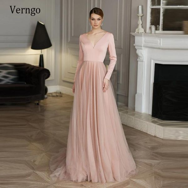 Vestidos de fiesta Verngo 2024 Simple Elegant Nude Pink Night Manges largas V Cuello Tuble Tulle A Línea Vestido formal Vestido de Firsta