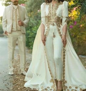 Robes de fête Vintage marocain Kaftan Jumpsuit PPROM avec appliques en or Arabe Dubai Bride Reception Robe de soirée Pantal