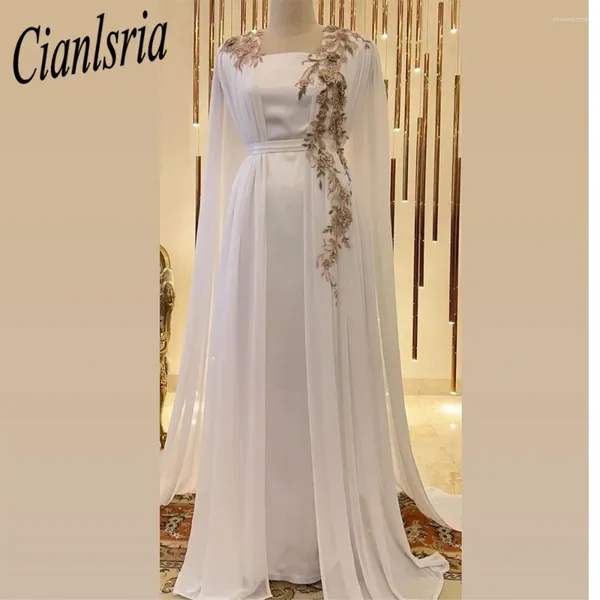 Robes de fête Appliques de dentelle musulmane blanche Dubaï Robes de soirée arabe luxe 2024 pour le mariage des femmes