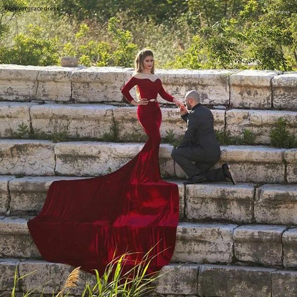 Robes de fête vins en velours rouge robe de soirée de haute qualité sexy