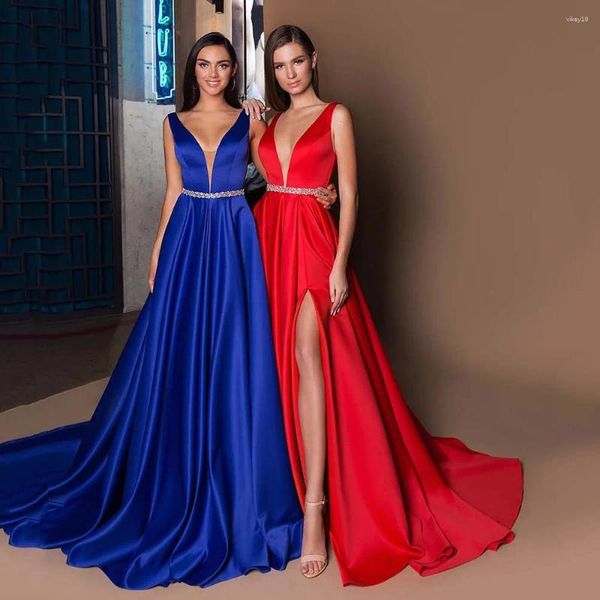 Robes de soirée Yipeisha col en V fente latérale bal simple robe de soirée sans manches longue satin perlée robe bleu royal dos nu