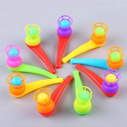 Party Favor 10 Stuks Plastic Magische Blazende Pijp Drijvende Bal Sport Spelletjes Speelgoed Voor Kinderen Verjaardag Gunsten Pinata Filler Thanksgiving geschenken