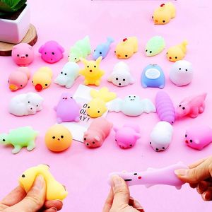 Party Favor 12pcs Fun Mini plastique souple 50 styles Finger Press Soulagement du stress Jouets Enfants Anniversaire Goody Sac Cadeau Pinata Filler