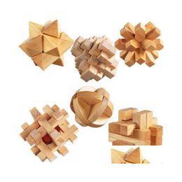 Partij gunst 20 stuks partij gunst 3D houten puzzels Kongming Lock Iq-test speelgoed voor tieners/adts Kong Ming sloten 4,5 x 4,5 cm hout in elkaar grijpende B Dhjpv