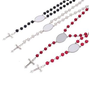 Party Favor 4 couleurs collier de sublimation pendentif de transfert de chaleur collier de perles de chapelet croix jésus pendentifs en métal SN6569