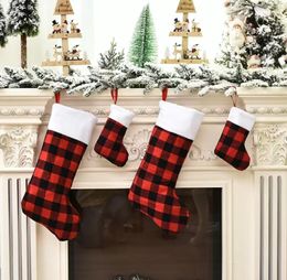 Bas de Noël Famille Arbre de Noël Décoration Cheminée Suspendus Bas Bonbons Sac Cadeau Père Noël Classique Rouge Noir Buffalo Plaid Fête Saison Fête Décor