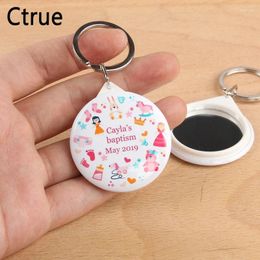 Party Favor 50pcs personnalisé nom date porte-clés avec miroir garçon bébé douche cadeau décorations d'anniversaire enfants sainte communion souvenir