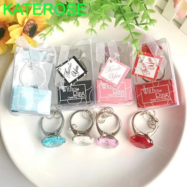 Party Favor 50pcs avec cet anneau Engagement Keychain Wedding Favors Bridal Shower Events Souvenirs Keepsakes