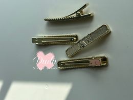 Favor de fiesta 6.5X1cm pinzas para el cabello pedrería clásica letra moda color dorado colección de pinzas para el cabello-2C parte trasera estampada con tarjetas de papel