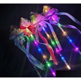 Fête favorable clignotant clignotant en lumière étoile Princesse LED Wand Super Clear Christmas Tree Forme Flash Magic Glow Stick Rave Dress-up Dr Dh8bk