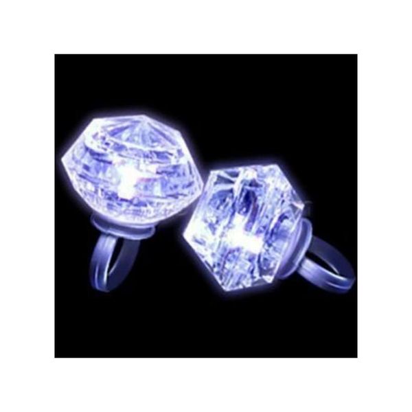 Favor de fiesta Intermitente Led Light Up Ring Resplandor en la oscuridad Flash Intermitente Enormes anillos en forma de diamante Gallina Cumpleaños Favores de Navidad Adts Kids Dro Dhugl