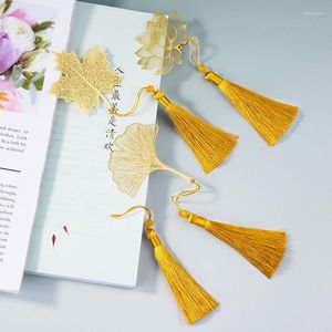 Party Favor Hollow Bookmarks Tassel Charms Gold Lotus Leaf Bookmark Notebook Label Holiday Gifts Chinese stijl Bridesmeisje kunstartikelen