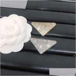 Party Gunst Luxury Diamond broche Accoriess Women Men Men Designer Broches Brand Letter Triangle sieraden Pin Geschenkdruppel levering Dh6ac