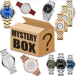 Feest Gunst Luxe Geschenken Mannen Dames Horloges Lucky Box One Willekeurige Mysterie Blinde Dozen Gift voor Feestdagen / Verjaardag Waarde Meer dan $ 200