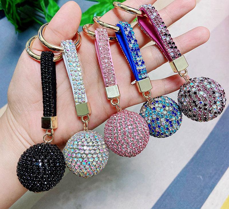 Party Favor Multicolor Rhinestone Crystal Ball Car Keychain Leather Strap Charm Pendant Key Ring Women Män kedjor Fashion Jewelry