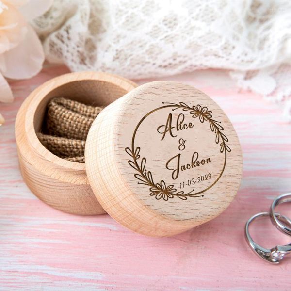 Party Favor Boîte à bagues de mariage personnalisée Boîtes en bois personnalisées Cadeau d'anniversaire Souvenir de fiançailles Cadeaux de porteur gravés pour elle